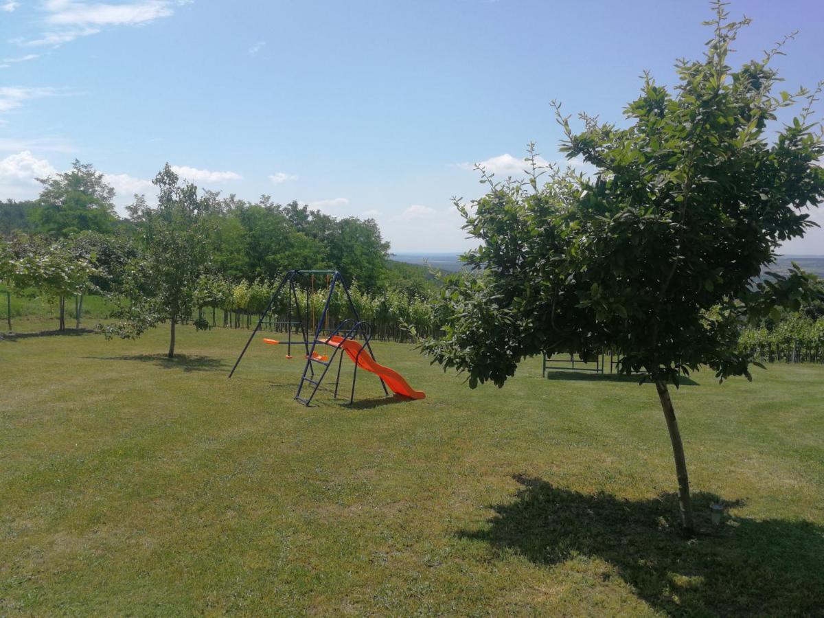 Bottyahat Guesthouse Rezi Dış mekan fotoğraf