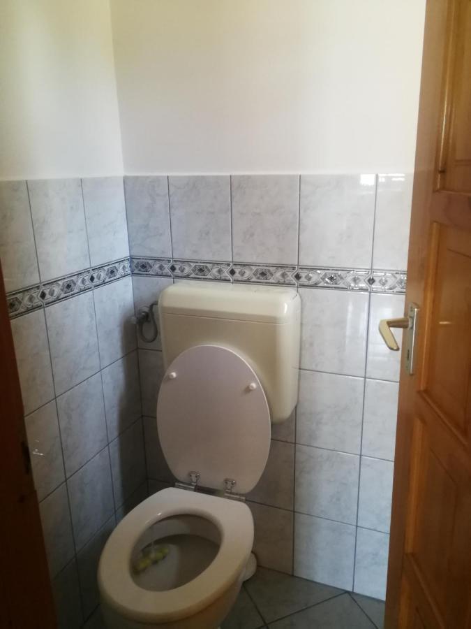 Bottyahat Guesthouse Rezi Dış mekan fotoğraf